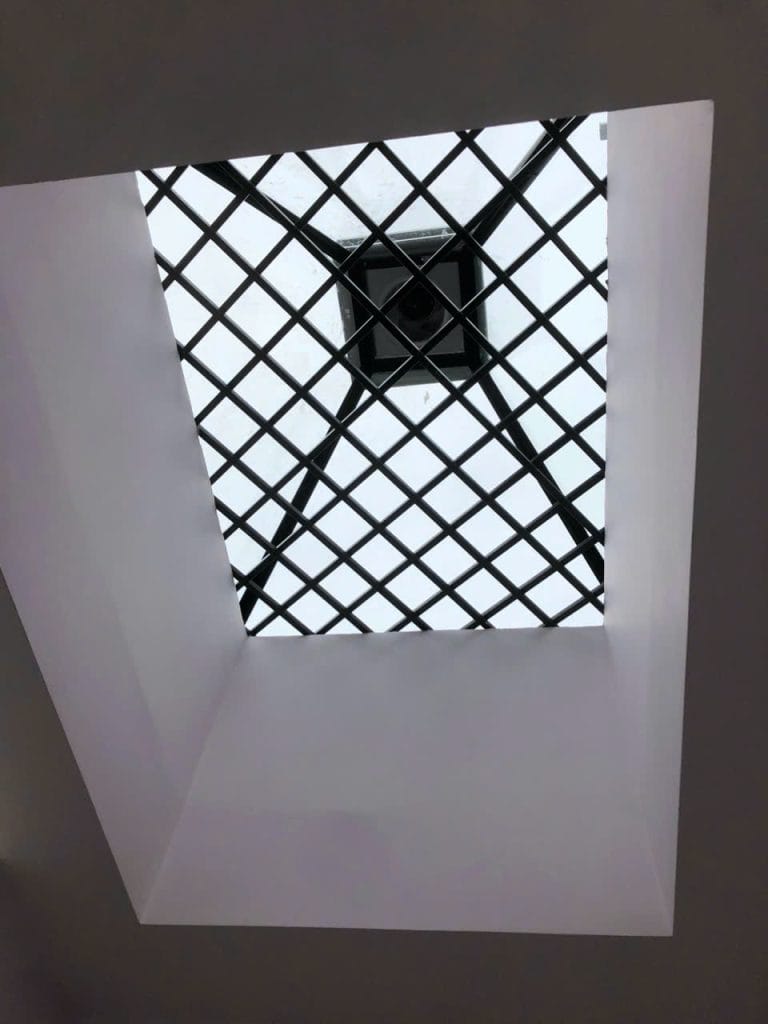 thi cong quat mai gieng troi 10