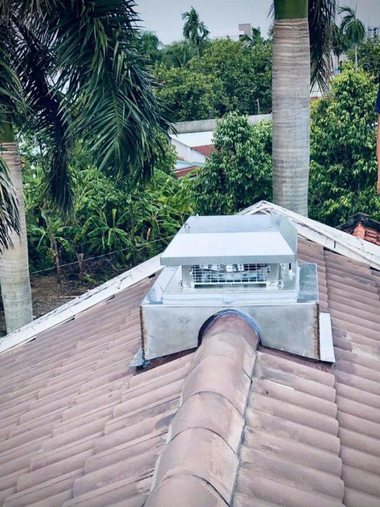 thi cong quat mai gieng troi 6